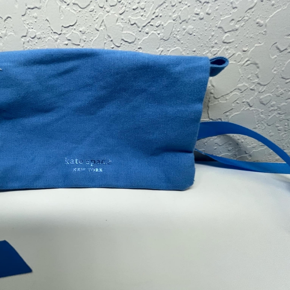 Kate Spade ♠️ - Picture 2 of 5